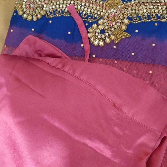 Indian Bollywood  heavy stone work sari - Picture 3 of 7
